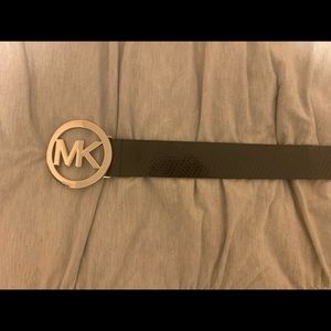 Michael Kors Leather Black Belt- Medium